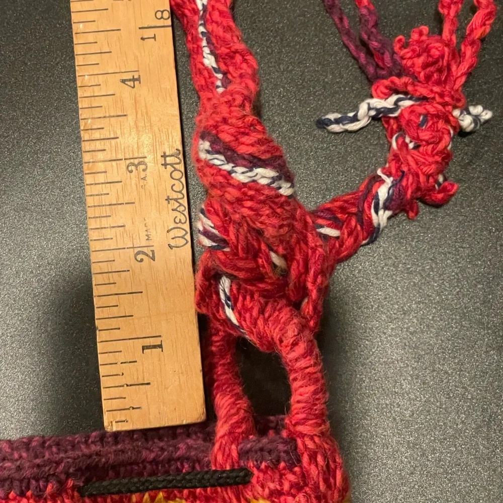 Women's Thick Crochet Knit Colorful Barrel Crossbody Bag - Picture 11 of 16